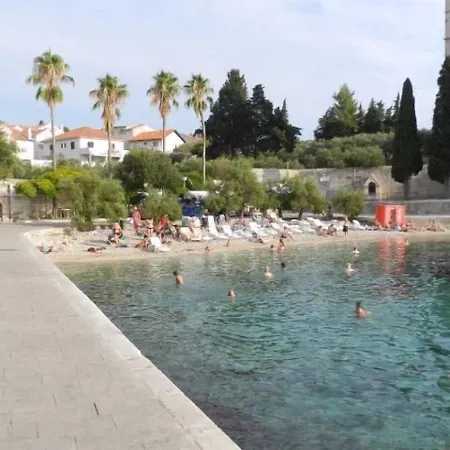 Jacky Hvar Town