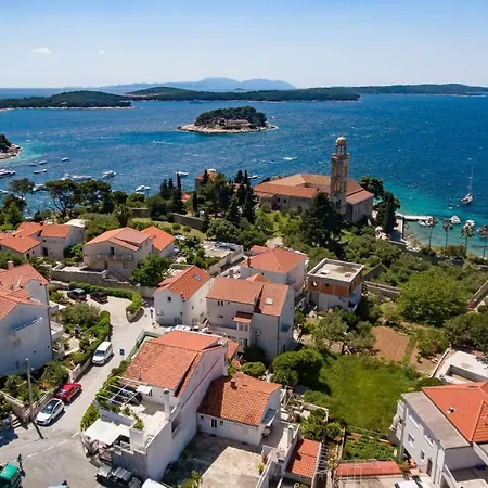 Jacky Lägenhet Hvar Town